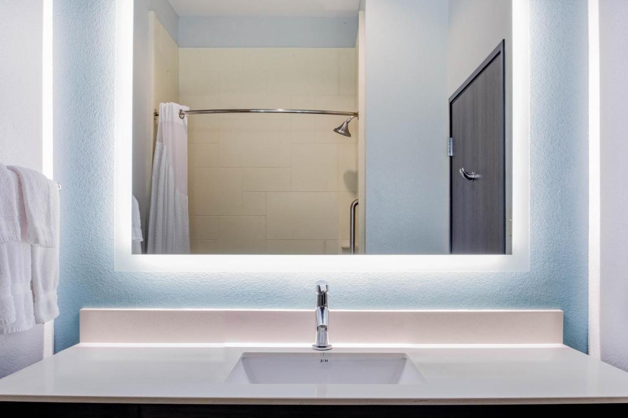 La Quinta Inn & Suites By Wyndham Northlake Ft. Worth Elizabethtown Ngoại thất bức ảnh