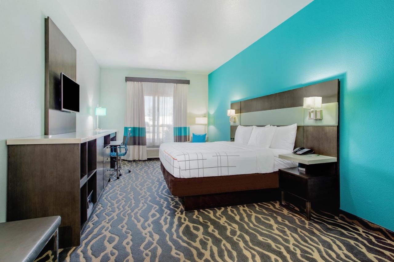 La Quinta Inn & Suites By Wyndham Northlake Ft. Worth Elizabethtown Ngoại thất bức ảnh