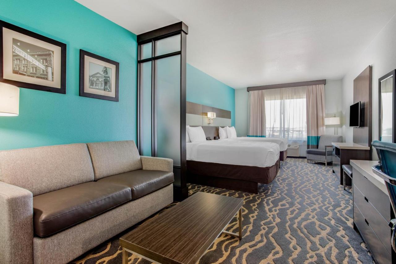 La Quinta Inn & Suites By Wyndham Northlake Ft. Worth Elizabethtown Ngoại thất bức ảnh