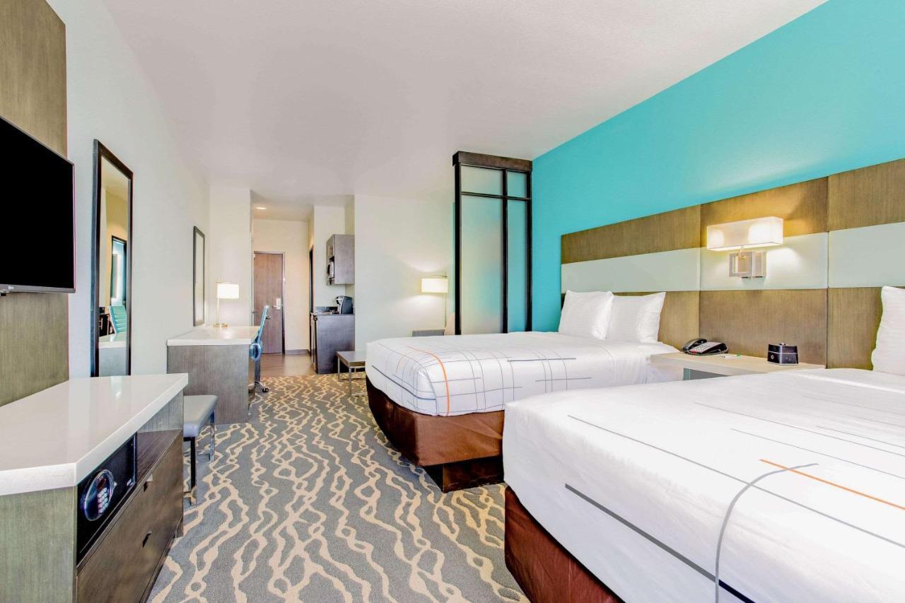 La Quinta Inn & Suites By Wyndham Northlake Ft. Worth Elizabethtown Ngoại thất bức ảnh