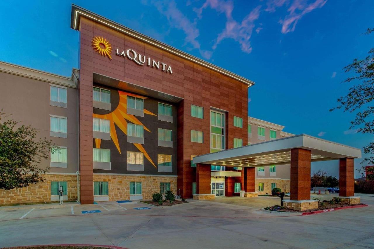 La Quinta Inn & Suites By Wyndham Northlake Ft. Worth Elizabethtown Ngoại thất bức ảnh