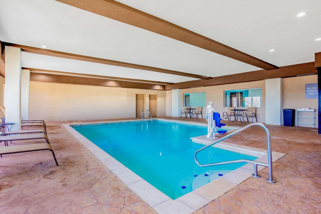 La Quinta Inn & Suites By Wyndham Northlake Ft. Worth Elizabethtown Ngoại thất bức ảnh