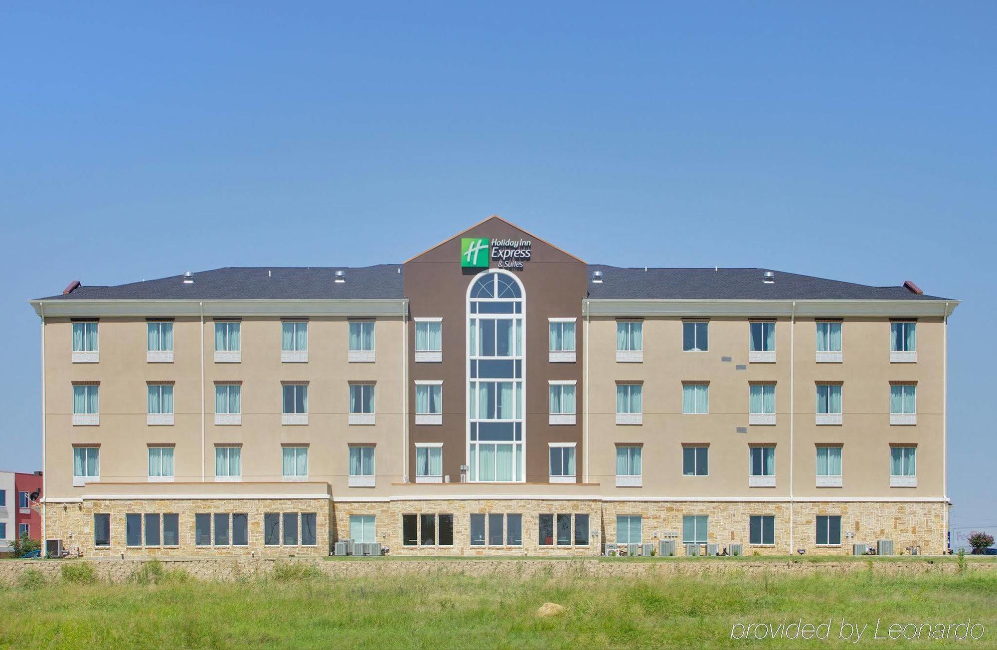 La Quinta Inn & Suites By Wyndham Northlake Ft. Worth Elizabethtown Ngoại thất bức ảnh