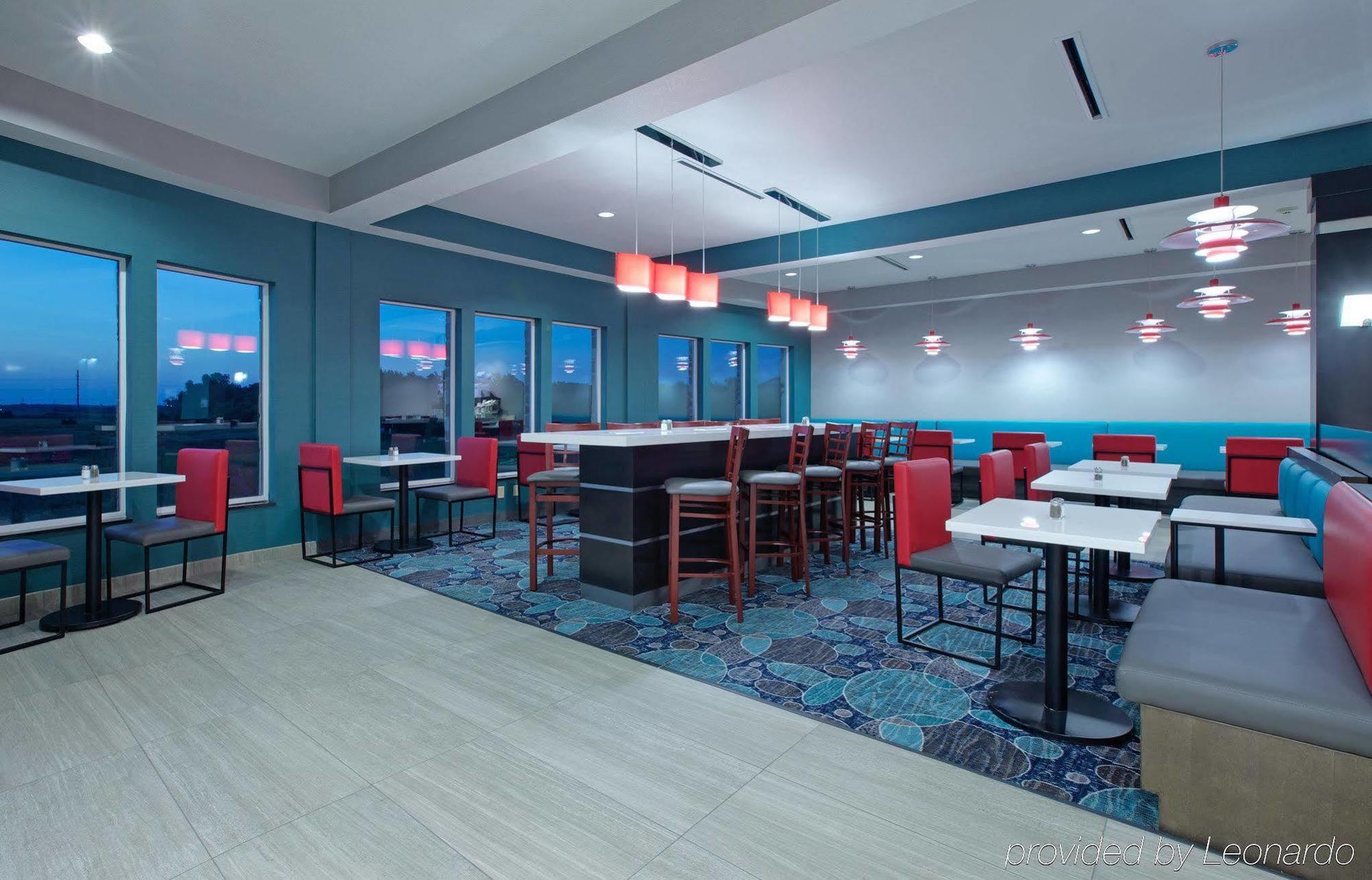 La Quinta Inn & Suites By Wyndham Northlake Ft. Worth Elizabethtown Ngoại thất bức ảnh